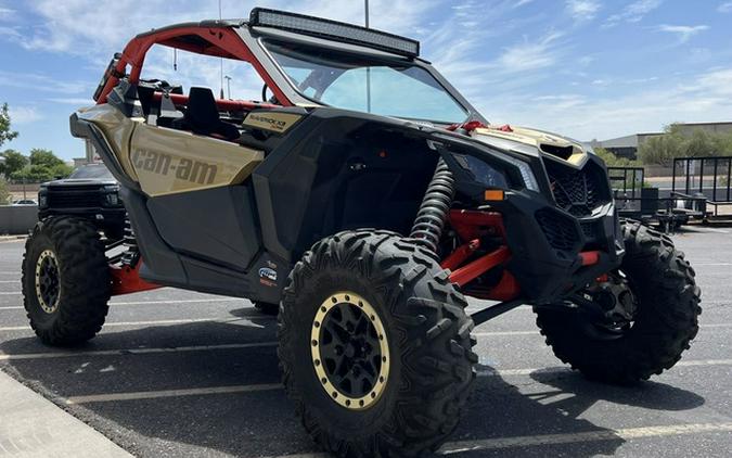 2017 Can-Am Maverick X3 X RS Turbo R Gold & Can-Am Red
