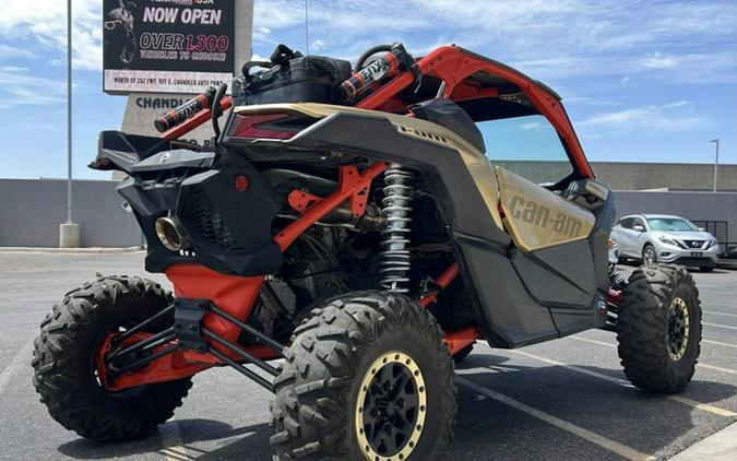 2017 Can-Am Maverick X3 X RS Turbo R Gold & Can-Am Red