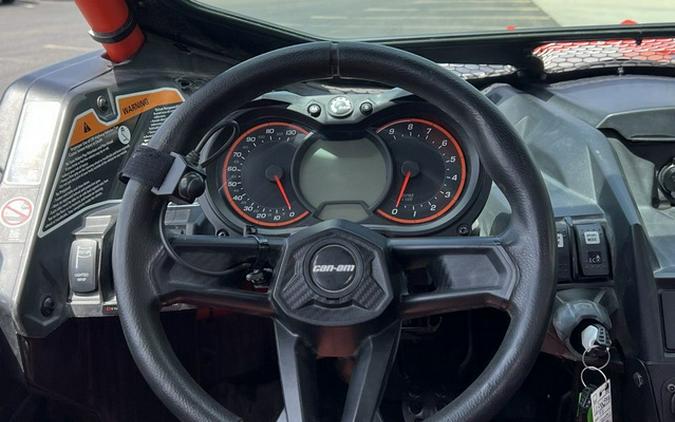 2017 Can-Am Maverick X3 X RS Turbo R Gold & Can-Am Red