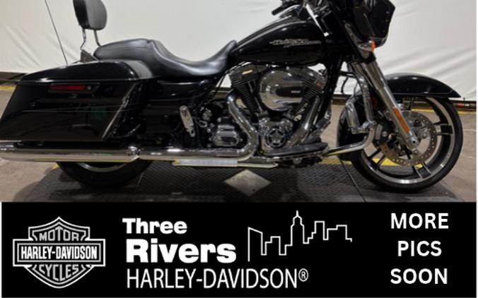2016 Harley-Davidson Street Glide Special Vivid Black