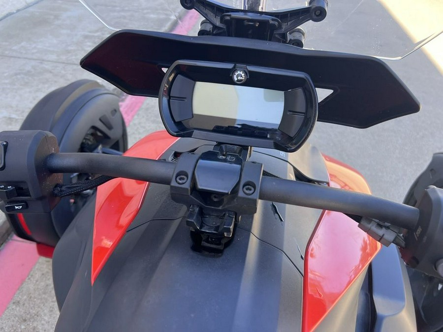 2019 Can-Am® Ryker 900 ACE™