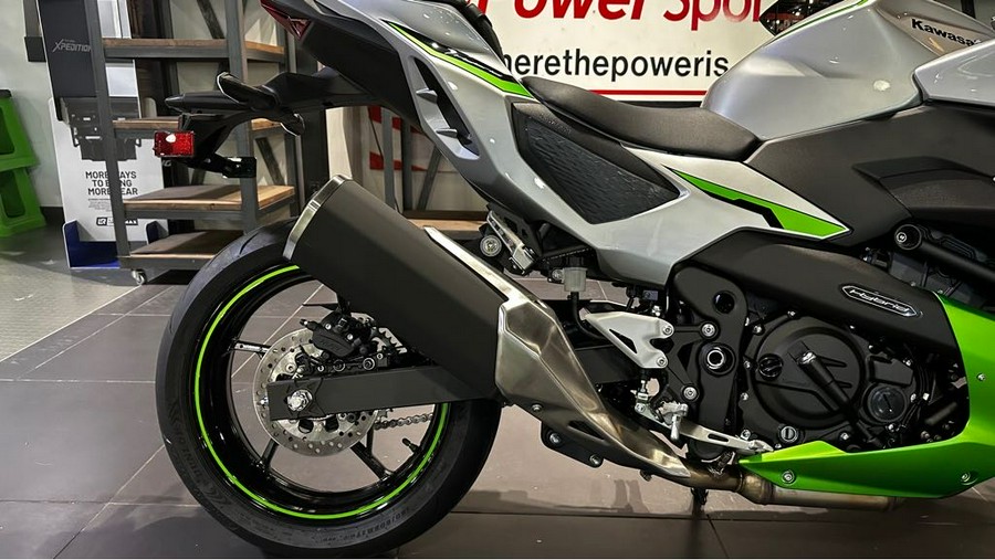 2024 Kawasaki Z7 Hybrid ABS