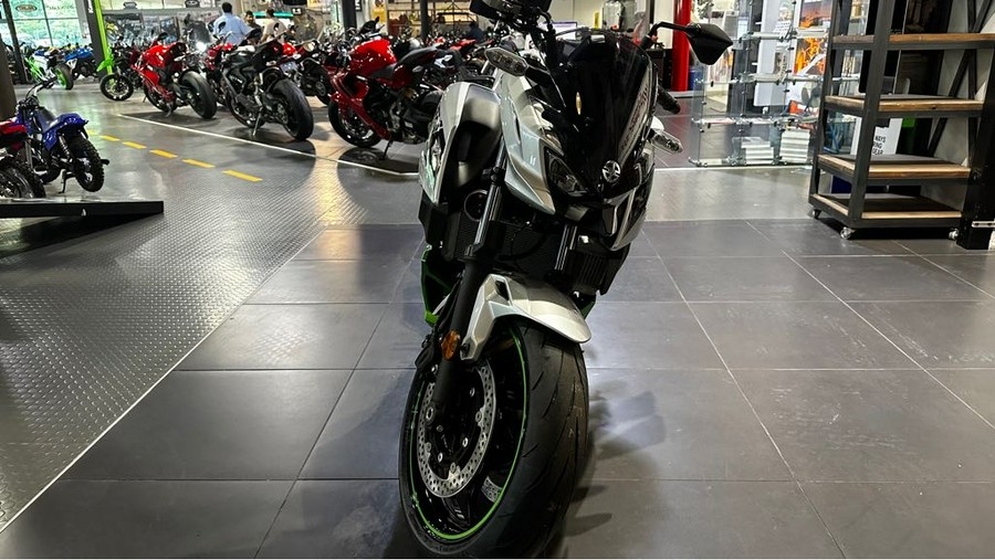 2024 Kawasaki Z7 Hybrid ABS