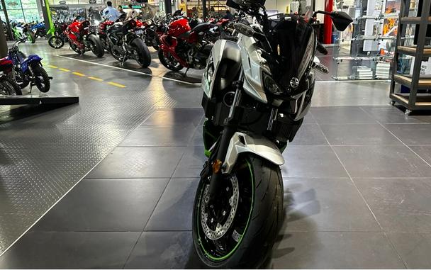 2024 Kawasaki Z7 Hybrid ABS