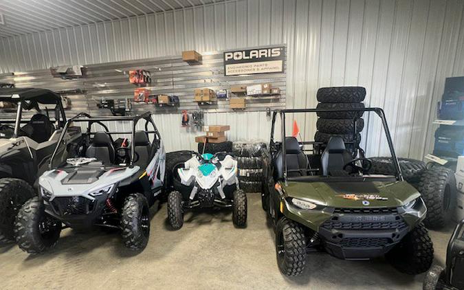 2024 Polaris Industries A24HZB15A1