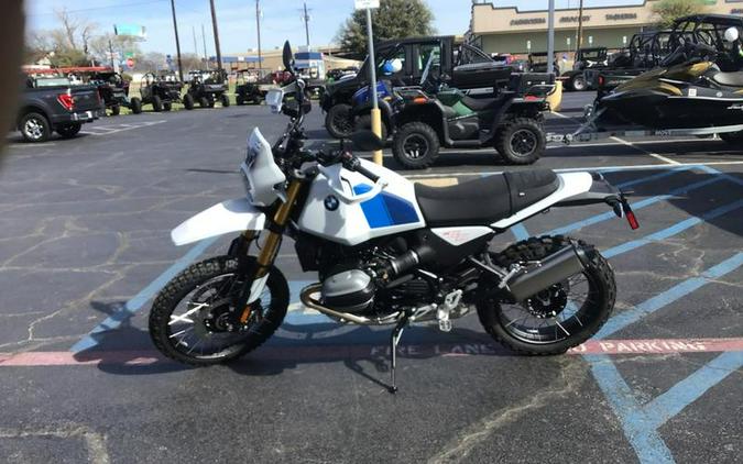 2026 BMW R 12 G/S Light White