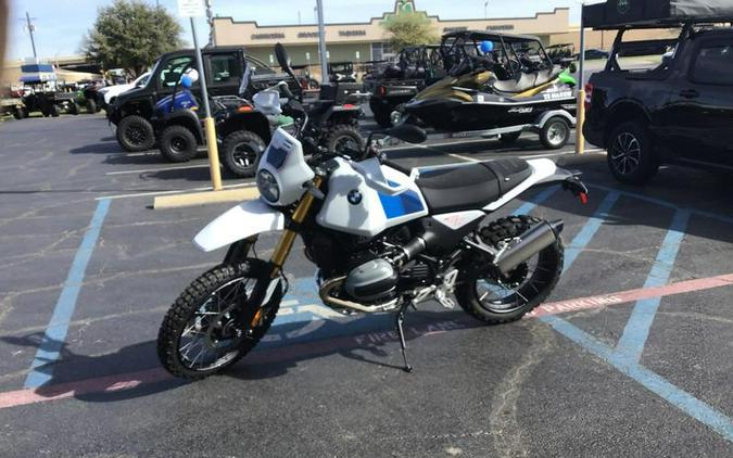 2026 BMW R 12 G/S Light White
