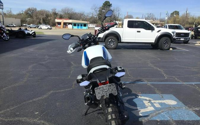 2026 BMW R 12 G/S Light White