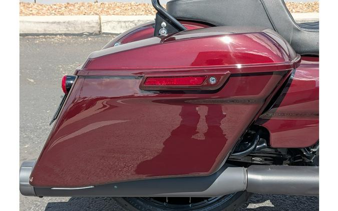 2022 Road King® Special Midnight Crimson - Harley-Davidson®
