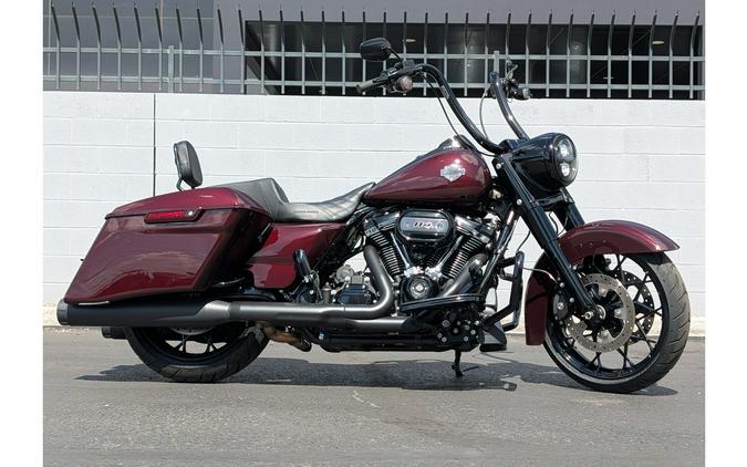 2022 Road King® Special Midnight Crimson - Harley-Davidson®