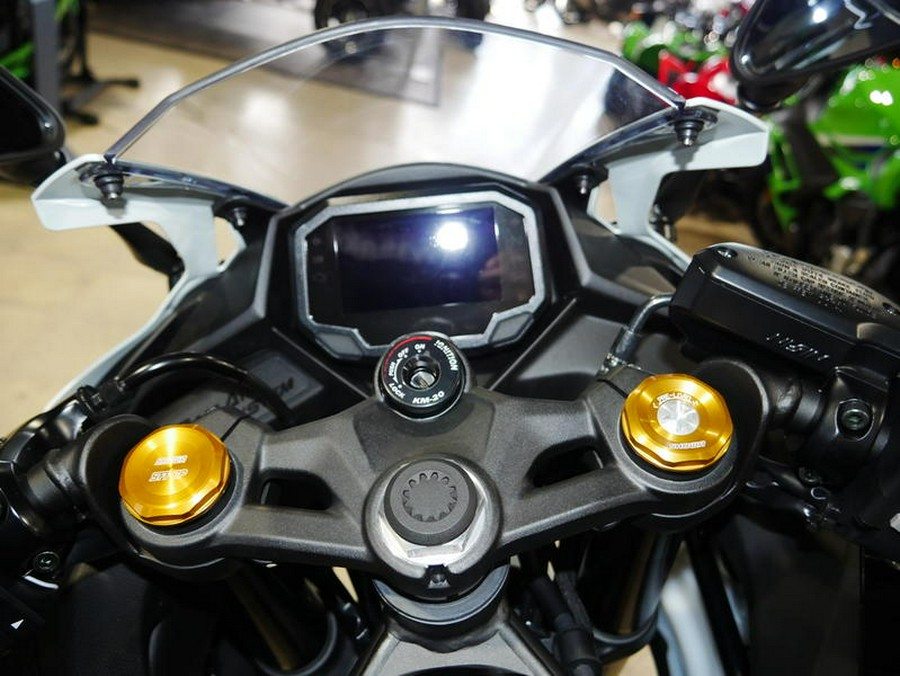 2026 Kawasaki Ninja® ZX™-4RR ABS