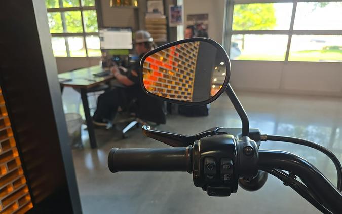 XL 883N 2018 Iron 883™