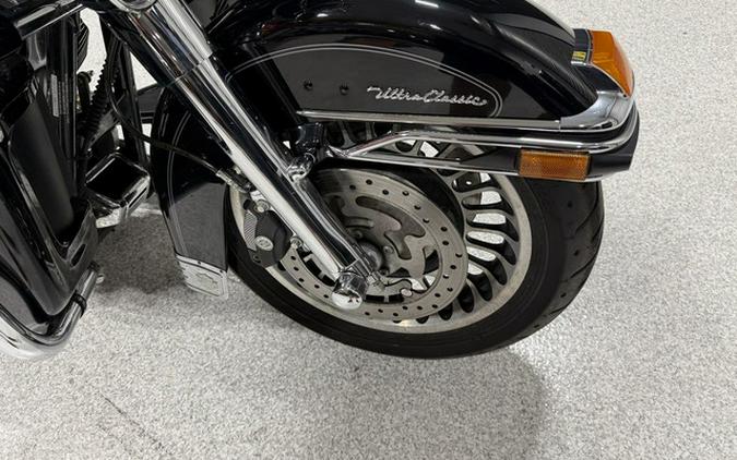 2010 Harley-Davidson Touring FLHTCU - Ultra Classic Electra Glide