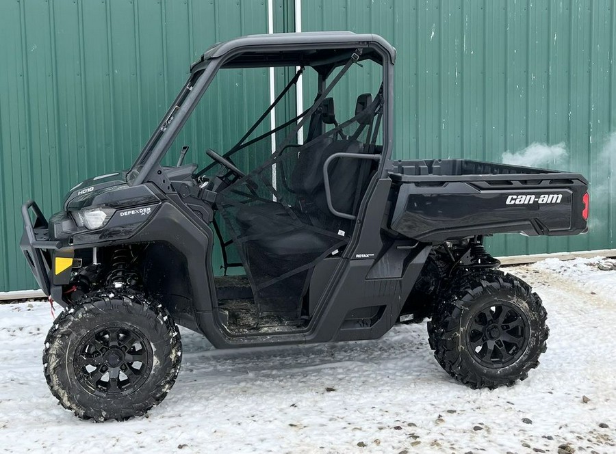 2023 Can-Am® Defender XT HD10