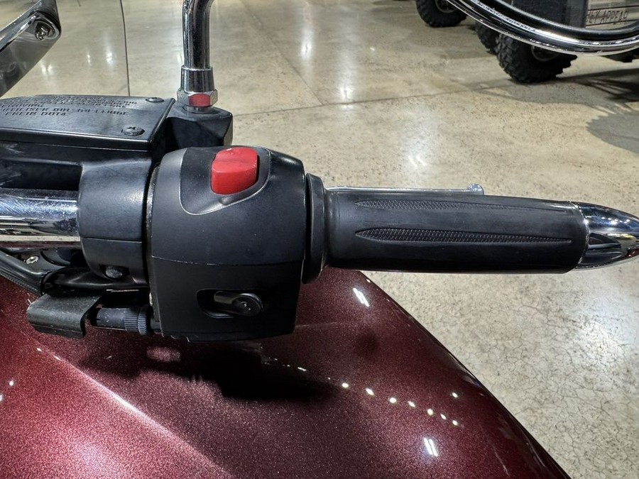 2010 Victory Motorcycles® Cross Roads