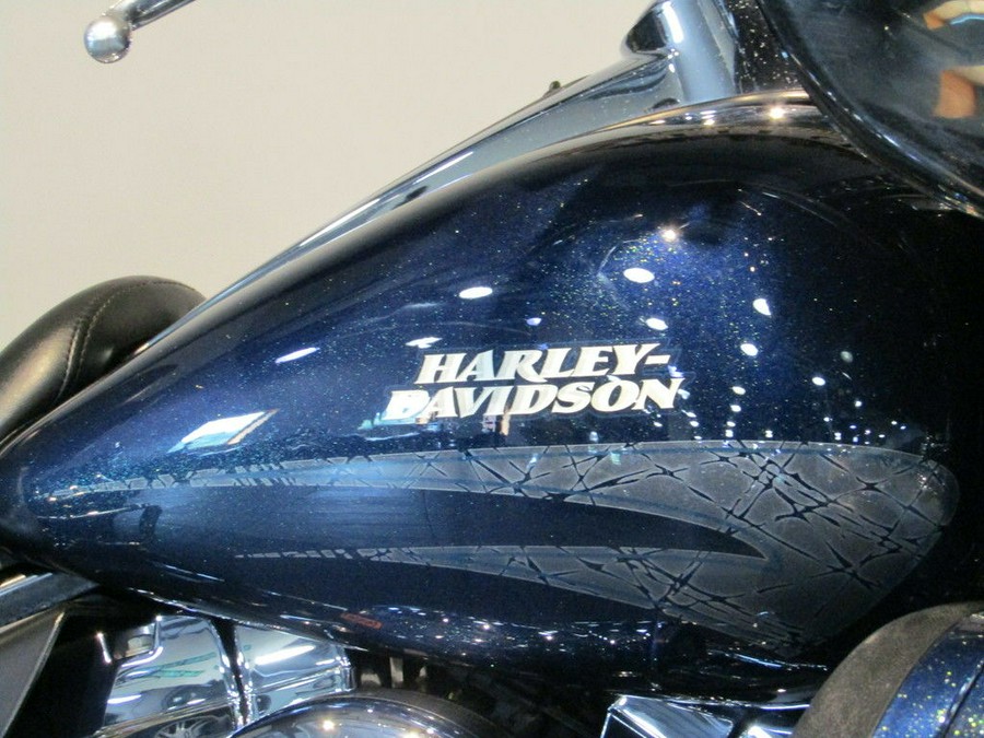 2016 Harley-Davidson® FLHTKL - Ultra Limited Low