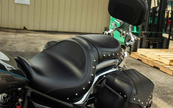 2024 Kawasaki Vulcan 900 Classic