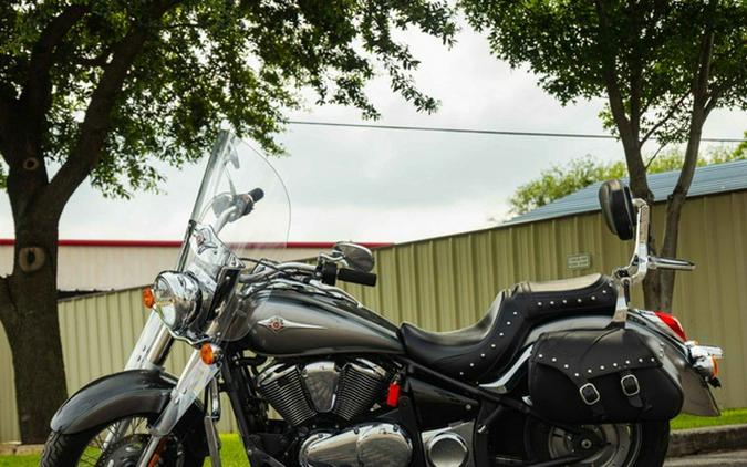 2024 Kawasaki Vulcan 900 Classic