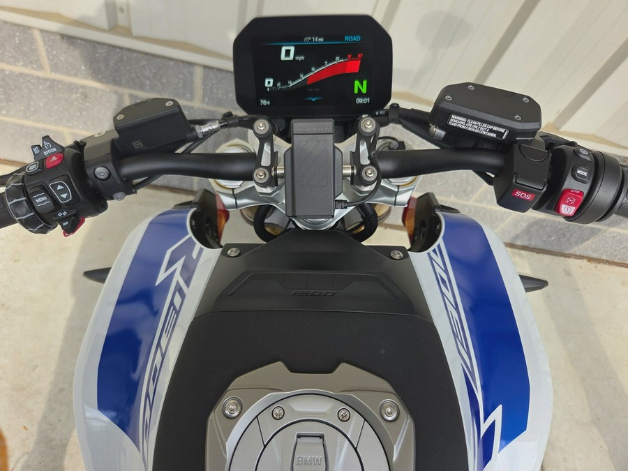 2026 BMW R 1300 R