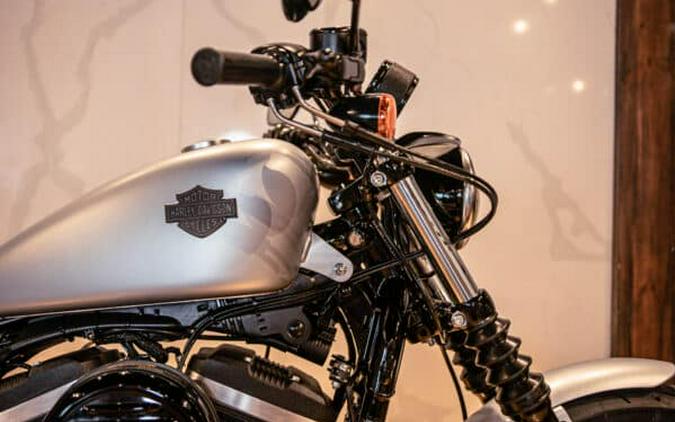 2020 HARLEY DAVIDSON SPORTSER IRON XL883™