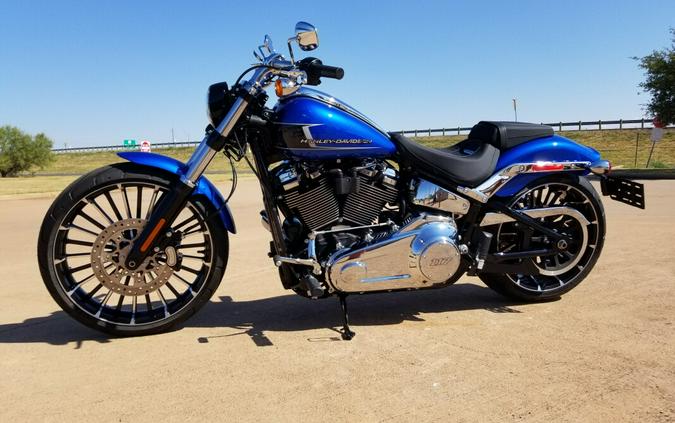 2024 Harley-Davidson® Breakout™ Blue Burst