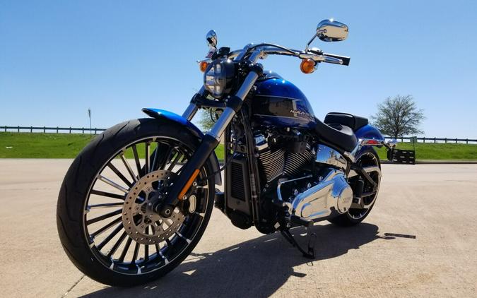 2024 Harley-Davidson® Breakout™ Blue Burst