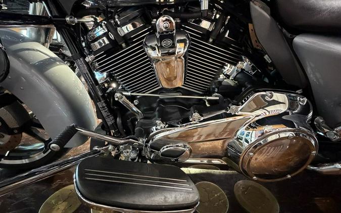 2023 Harley-Davidson Street Glide® Base