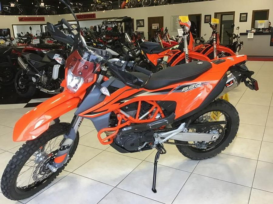 2024 KTM 690 Enduro R