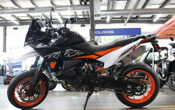 2024 KTM 890 SMT