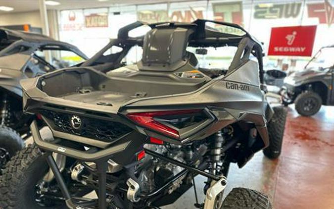 2024 Can-Am Maverick R X RS