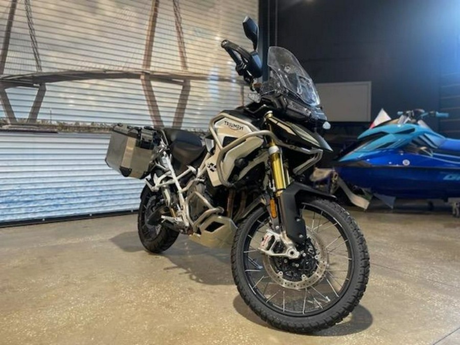 2023 Triumph Tiger 1200 Rally Pro Matte Khaki Green Rally Pro