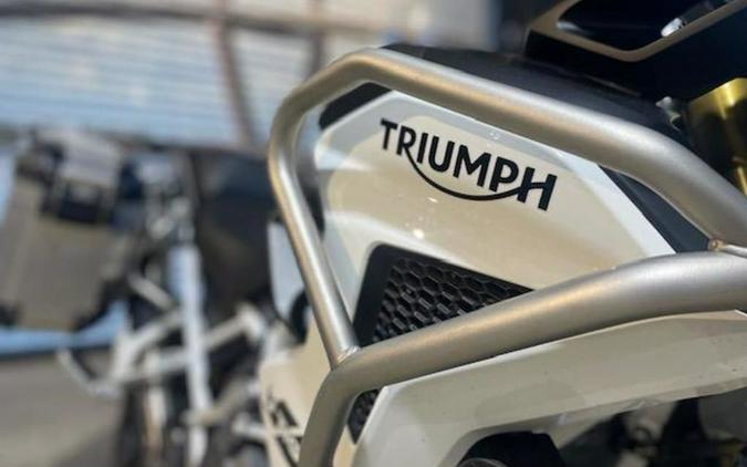 2023 Triumph Tiger 1200 Rally Pro Matte Khaki Green Rally Pro