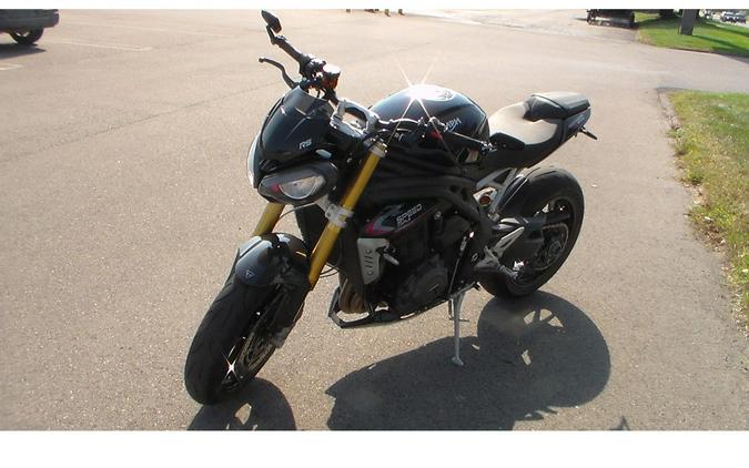 2022 Triumph Speed Triple 1200 RS