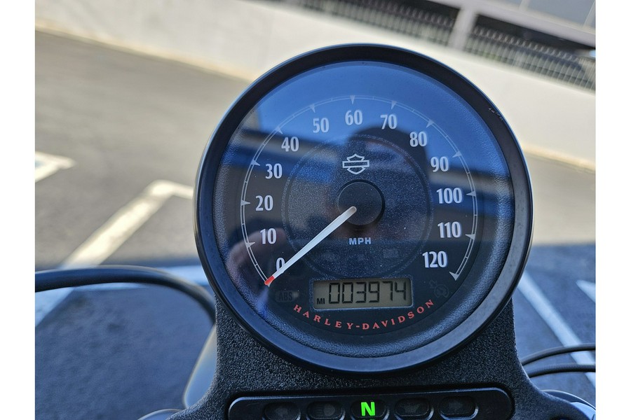 2022 Harley-Davidson® Iron 883™