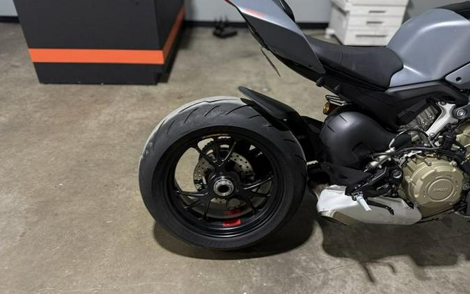 2024 Ducati Streetfighter V4 S Grey & Black