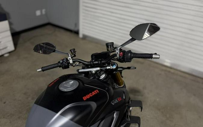 2024 Ducati Streetfighter V4 S Grey & Black