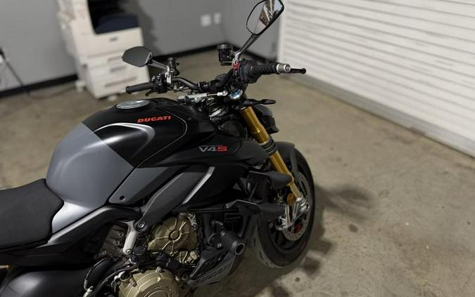2024 Ducati Streetfighter V4 S Grey & Black