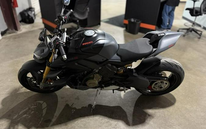 2024 Ducati Streetfighter V4 S Grey & Black