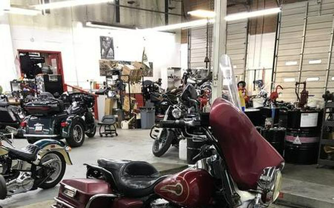 2024 Harley-Davidson® FLHTC - Electra Glide® Classic
