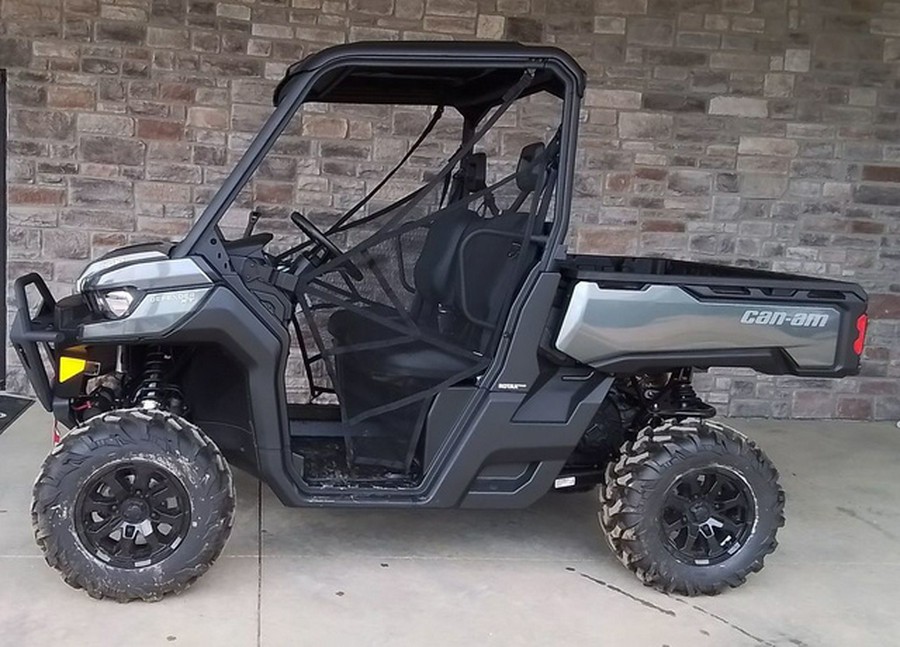 2024 Can-Am Defender XT HD10