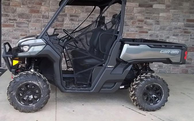 2024 Can-Am Defender XT HD10