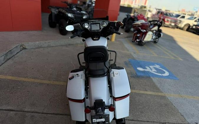 2025 Indian Motorcycle® Chieftain® Dark Horse® w/PowerBand Audio Black Smoke