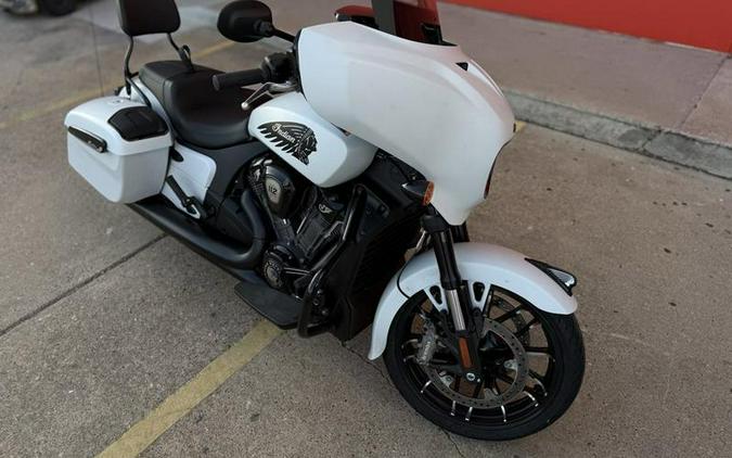 2025 Indian Motorcycle® Chieftain® Dark Horse® w/PowerBand Audio Black Smoke