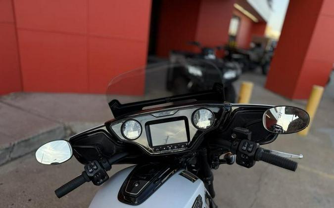 2025 Indian Motorcycle® Chieftain® Dark Horse® w/PowerBand Audio Black Smoke