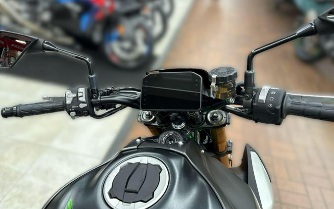 2026 Kawasaki Z900 SE ABS