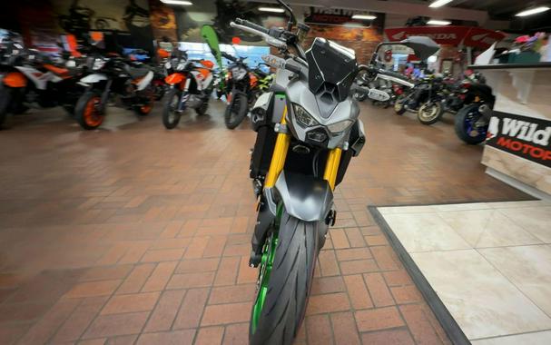 2026 Kawasaki Z900 SE ABS