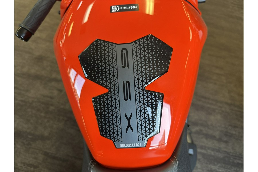 2026 GSX-8R - ORANGE - Suzuki