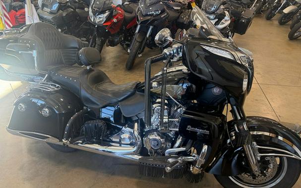 2019 Indian Roadmaster Indian - Color Option