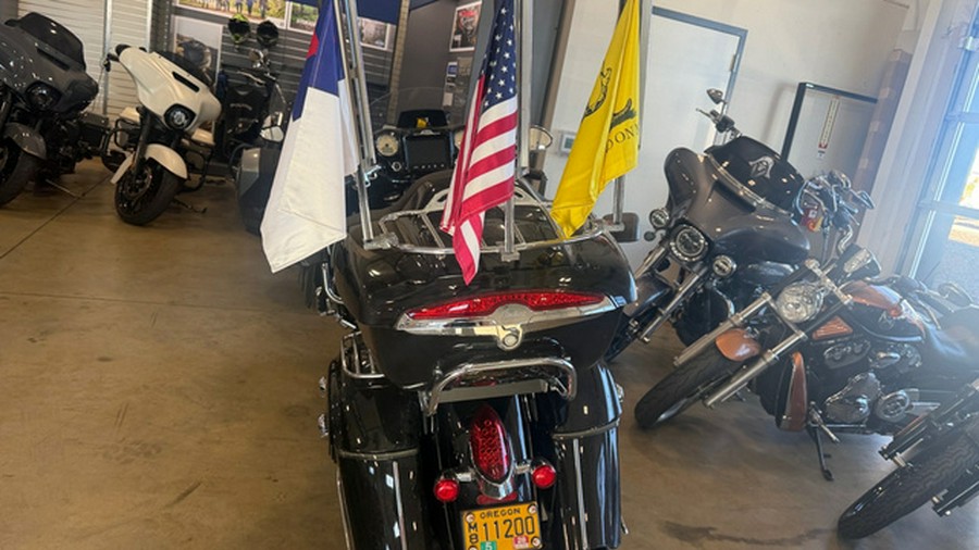 2019 Indian Roadmaster Indian - Color Option