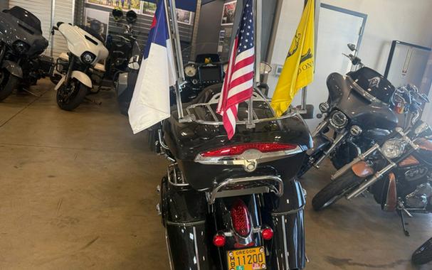 2019 Indian Roadmaster Indian - Color Option